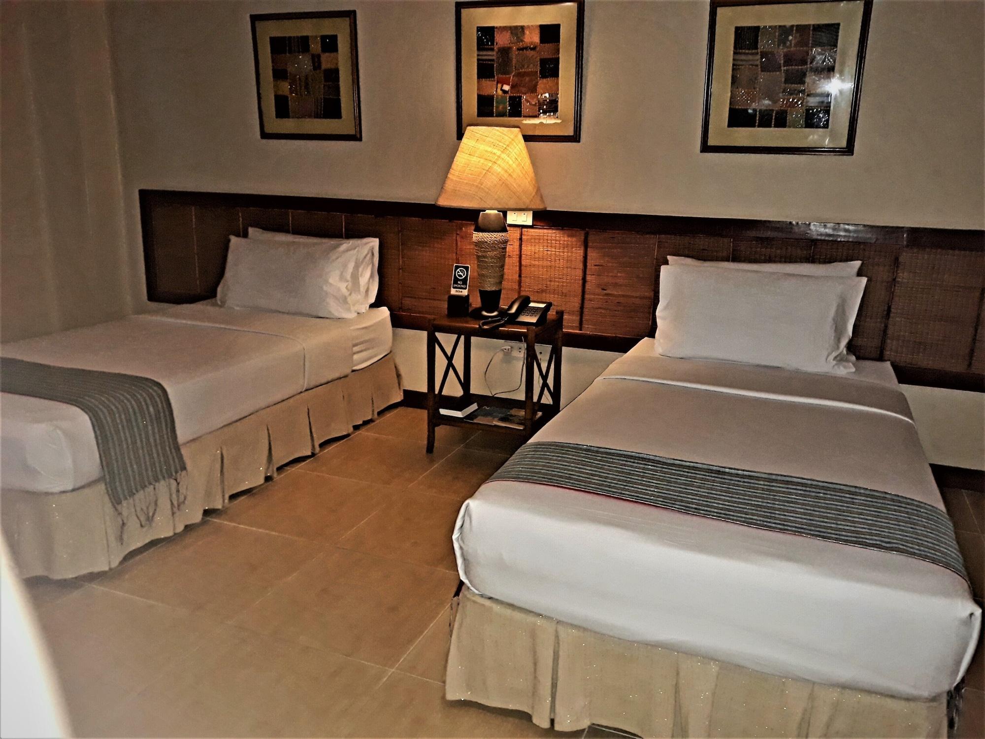 Java Hotel Laoag Εξωτερικό φωτογραφία