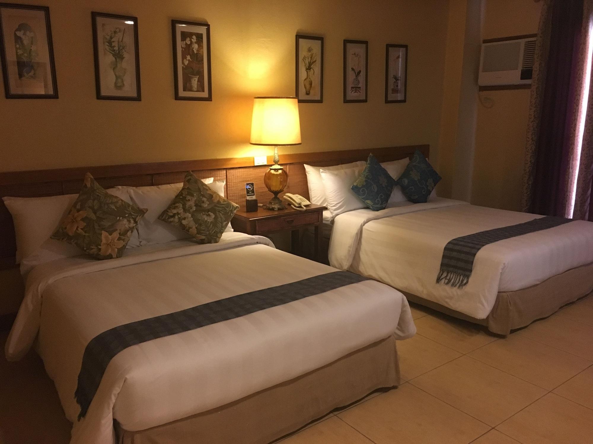 Java Hotel Laoag Εξωτερικό φωτογραφία